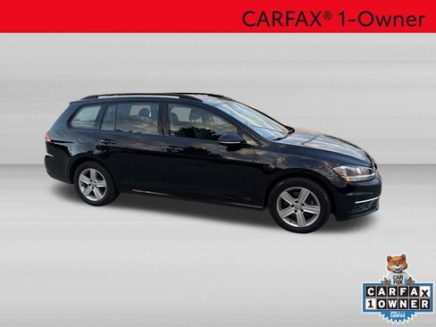 Used 2018 Volkswagen Golf SE FWD image 3