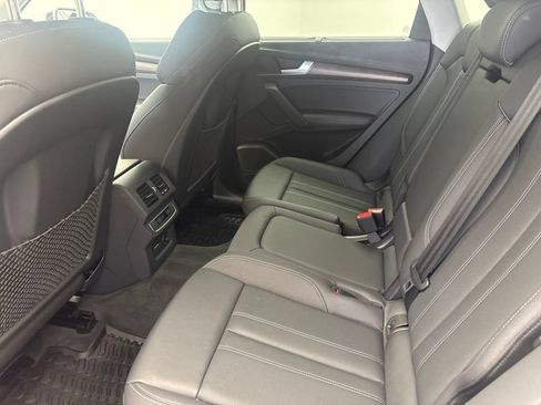 Used 2023 Audi Q5 2.0T Premium Plus w/ Premium Plus Package AWD/4WD image 24