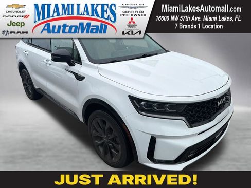 Used 2023 Kia Sorento SX FWD image 1