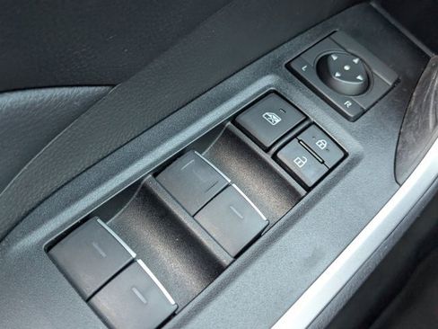 Used 2023 Toyota RAV4 XLE Premium image 24