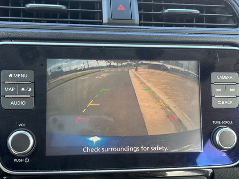 Used 2022 Nissan Leaf SV image 14