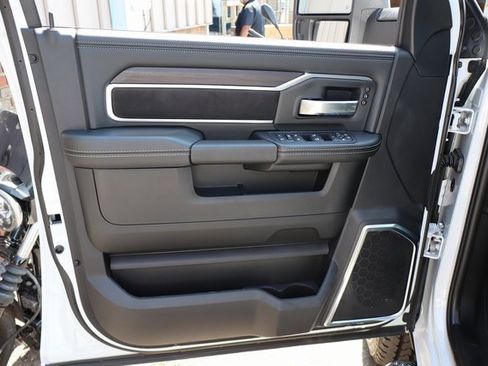 Used 2025 RAM 2500 Laramie image 11