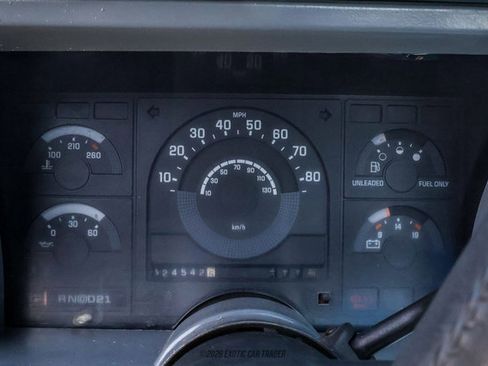 Used 1989 Chevrolet Silverado 1500 2WD Regular Cab image 19