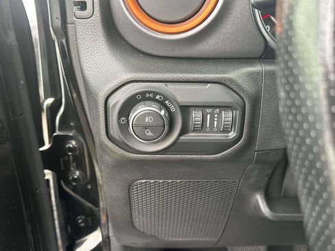 Used 2021 Jeep Gladiator Mojave image 19