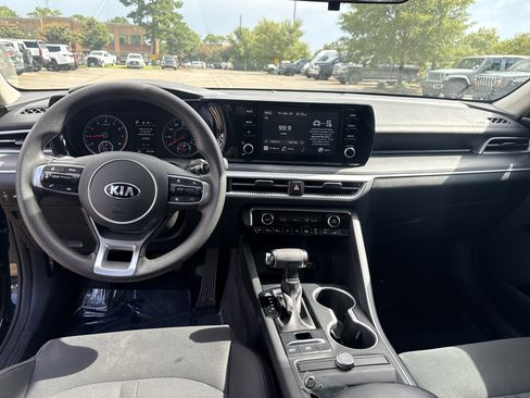 Used 2021 Kia K5 LXS FWD image 27