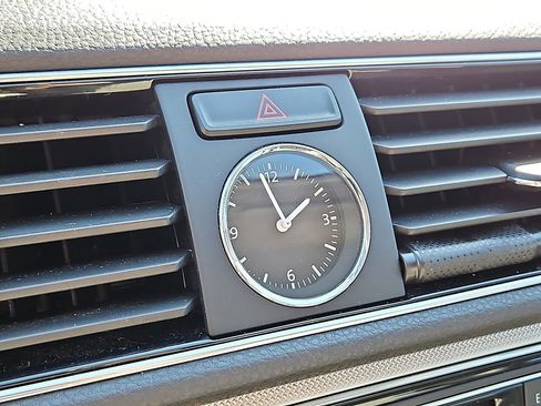 Used 2017 Volkswagen Passat 1.8T R-Line image 25