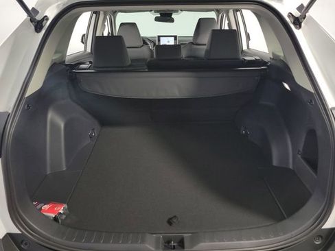 Used 2025 Toyota RAV4 XLE image 26