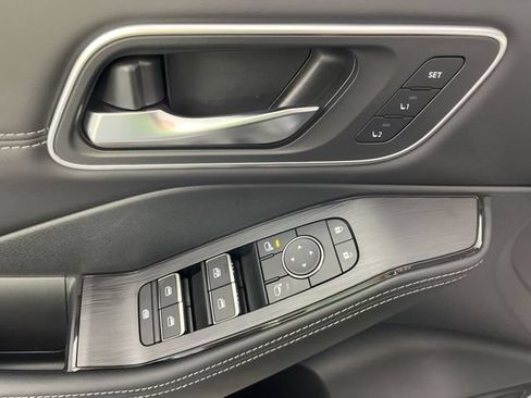 New 2026 Nissan Rogue Platinum w/ Tech Package AWD/4WD image 30