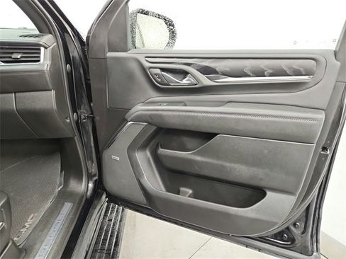 Used 2023 GMC Yukon Denali w/ Max Trailering Package image 41