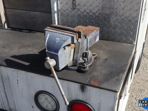 Used 2018 Ford F550 2WD Crew Cab Super Duty image 41