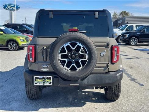 New 2025 Ford Bronco Outer Banks image 4