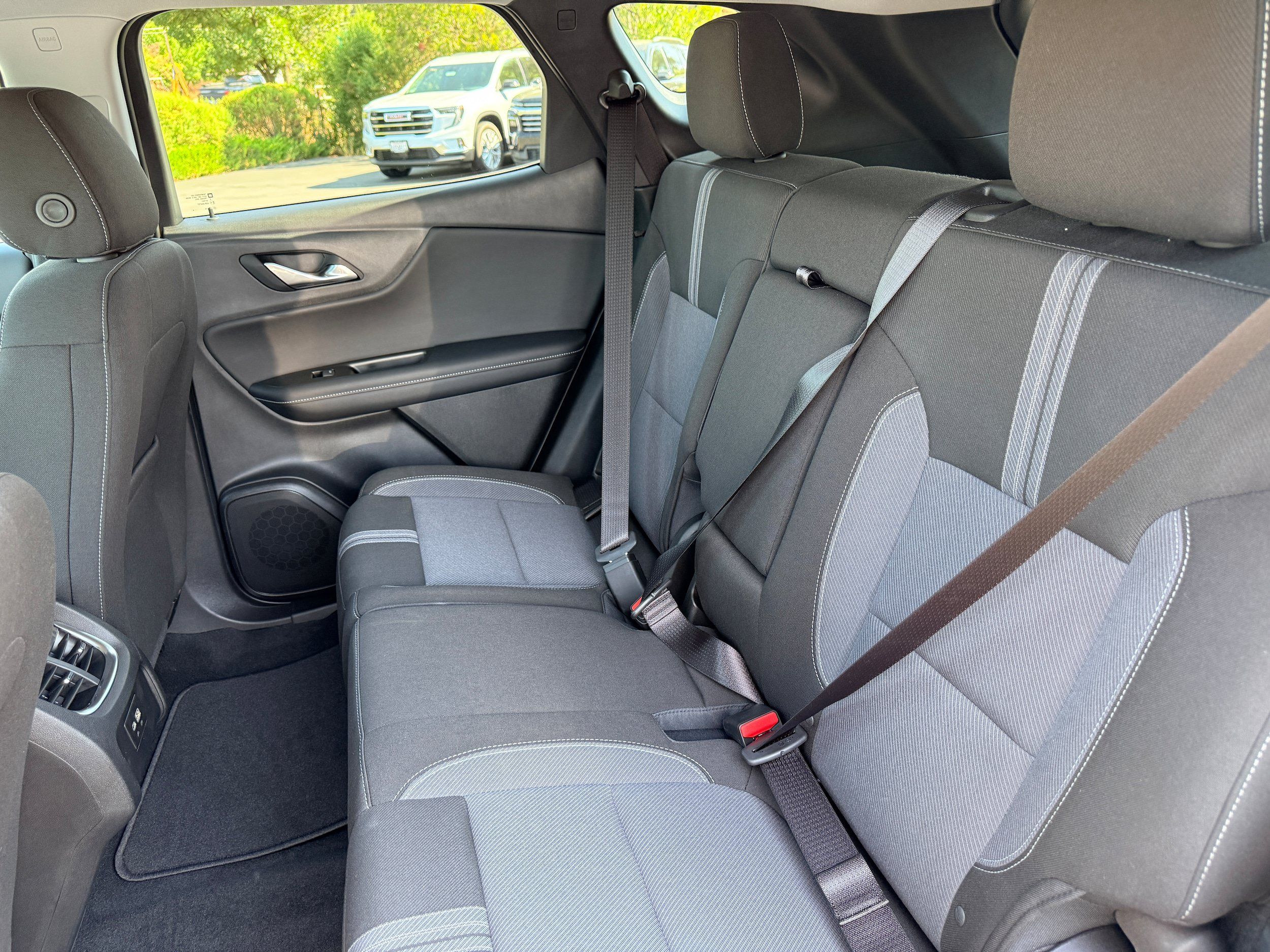 New 2026 Chevrolet Blazer LT w/ Convenience Package AWD/4WD image 8