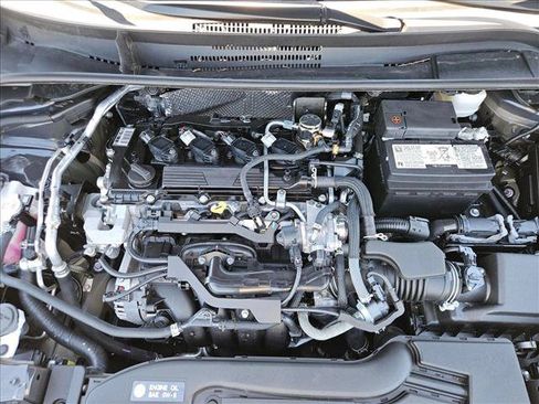Used 2024 Toyota Corolla SE w/ SE Premium Package FWD image 29