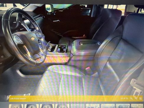 Used 2019 Chevrolet Tahoe Premier AWD/4WD image 11