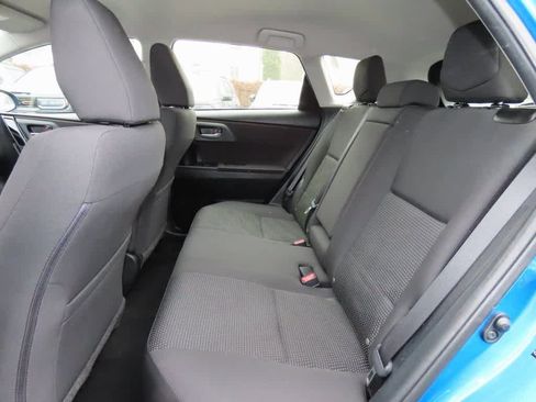 Used 2017 Toyota Corolla iM image 13