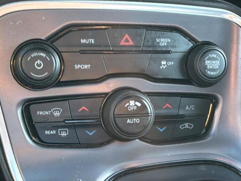 Certified 2019 Dodge Challenger SXT w/ Blacktop Package image 33