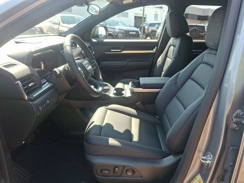 New 2027 GMC Terrain Elevation w/ Elevation Premium Package FWD image 9