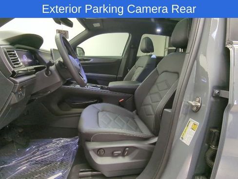 Used 2024 Volkswagen Atlas Cross Sport SE AWD/4WD image 11
