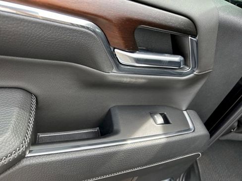 Used 2024 GMC Sierra 1500 Denali w/ Technology Package image 28