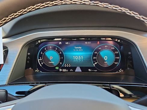 New 2026 Volkswagen Atlas Cross Sport SE image 18