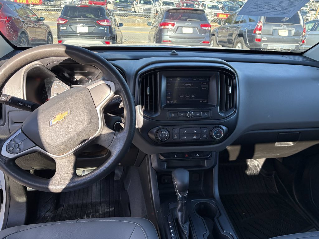 Used 2022 Chevrolet Colorado W/T w/ WT Convenience Package RWD image 15
