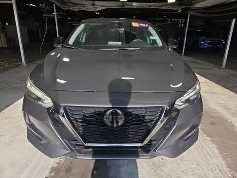 Used 2023 Nissan Sentra SR w/ Trunk Package FWD image 2