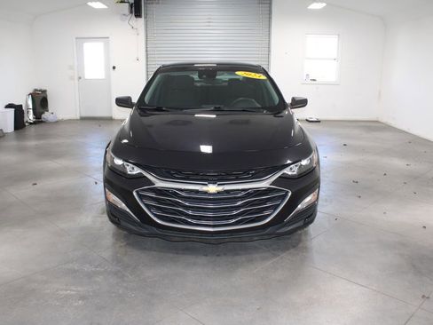 Used 2023 Chevrolet Malibu LS image 3