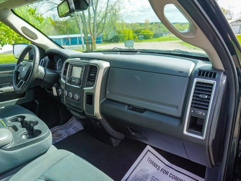 Used 2014 RAM 1500 Classic SLT AWD/4WD image 22