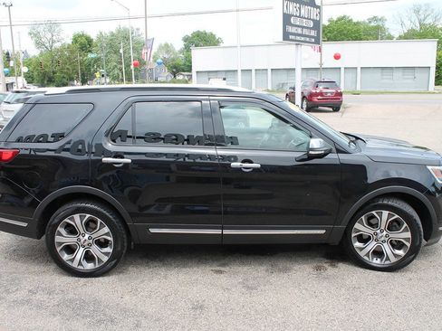 Used 2018 Ford Explorer Platinum AWD/4WD image 6