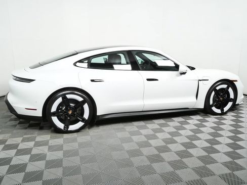 Certified 2025 Porsche Taycan 4S AWD/4WD image 31