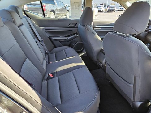 Used 2023 Nissan Altima 2.5 SV image 19