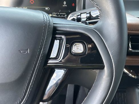 Used 2023 Lincoln Aviator Reserve w/ Jet Package image 29