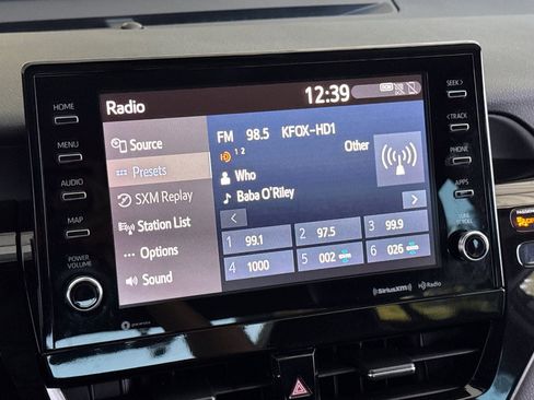 Used 2022 Toyota Camry XSE FWD image 17