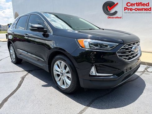 Used 2022 Ford Edge Titanium w/ Equipment Group 301A AWD/4WD image 2