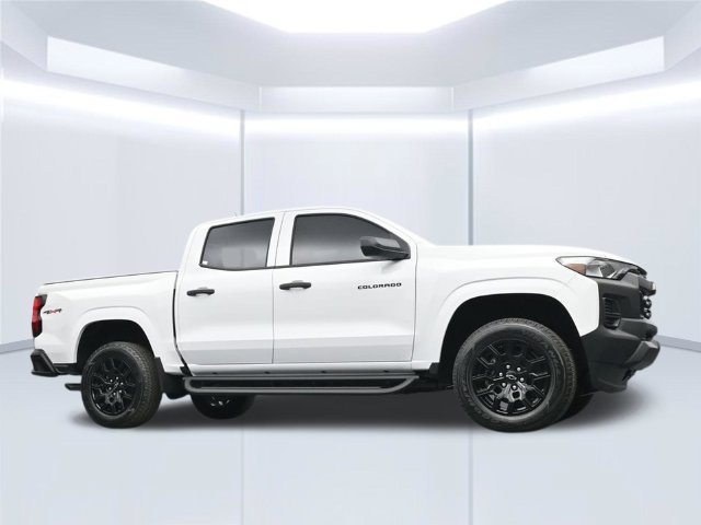 Used 2026 Chevrolet Colorado W/T w/ WT Custom Package AWD/4WD image 44