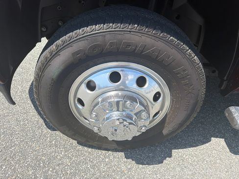 Used 2022 RAM 3500 Laramie AWD/4WD image 10