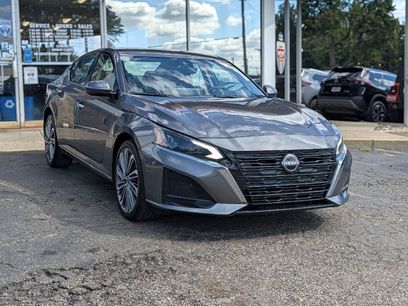 Used 2024 Nissan Altima 2.5 SL