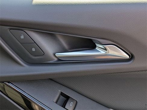 New 2026 Chevrolet Equinox LT w/ Convenience Package II image 34