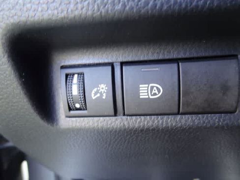 Used 2023 Toyota RAV4 LE AWD/4WD image 15