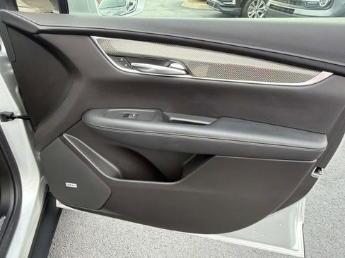 Used 2020 Cadillac XT5 Sportv image 21