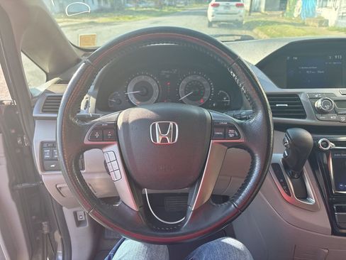 Used 2015 Honda Odyssey EX-L image 13