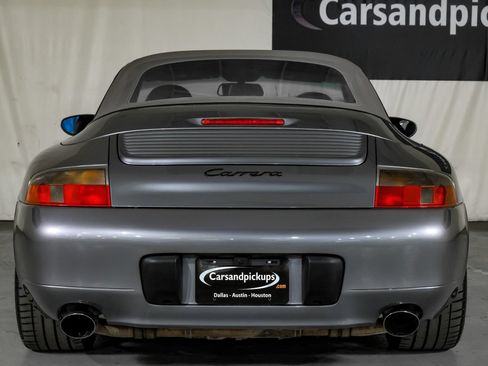 Used 2001 Porsche 911 Carrera RWD image 9