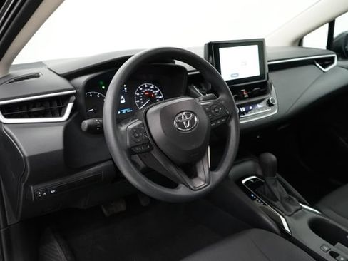 Used 2024 Toyota Corolla LE FWD image 14
