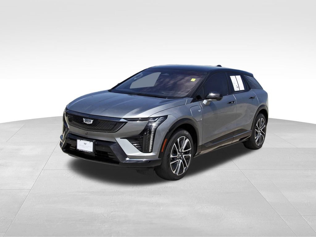Certified 2025 Cadillac Optiq Sport 2 AWD/4WD image 2