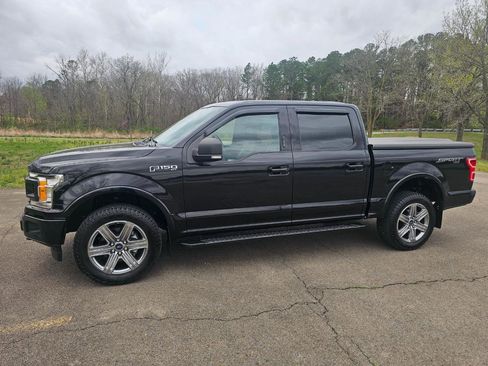 Used 2019 Ford F150 XLT w/ Equipment Group 302A Luxury image 11