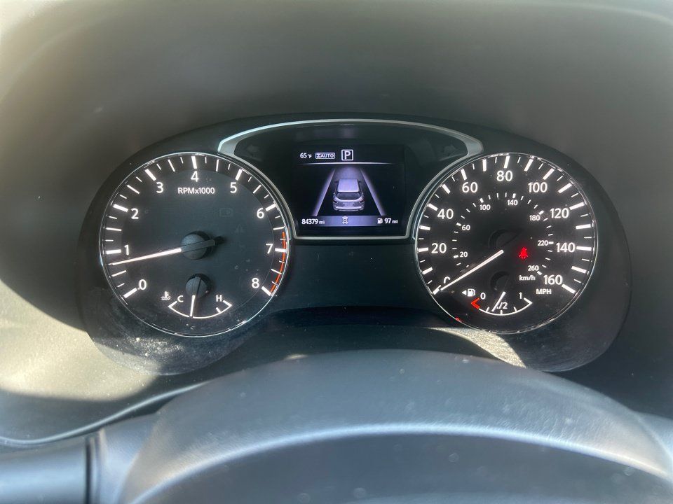Used 2019 Nissan Pathfinder Platinum AWD/4WD image 11