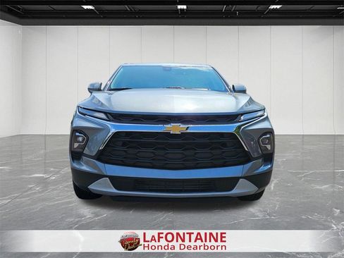 Used 2025 Chevrolet Blazer LT w/ Driver Confidence Package image 7