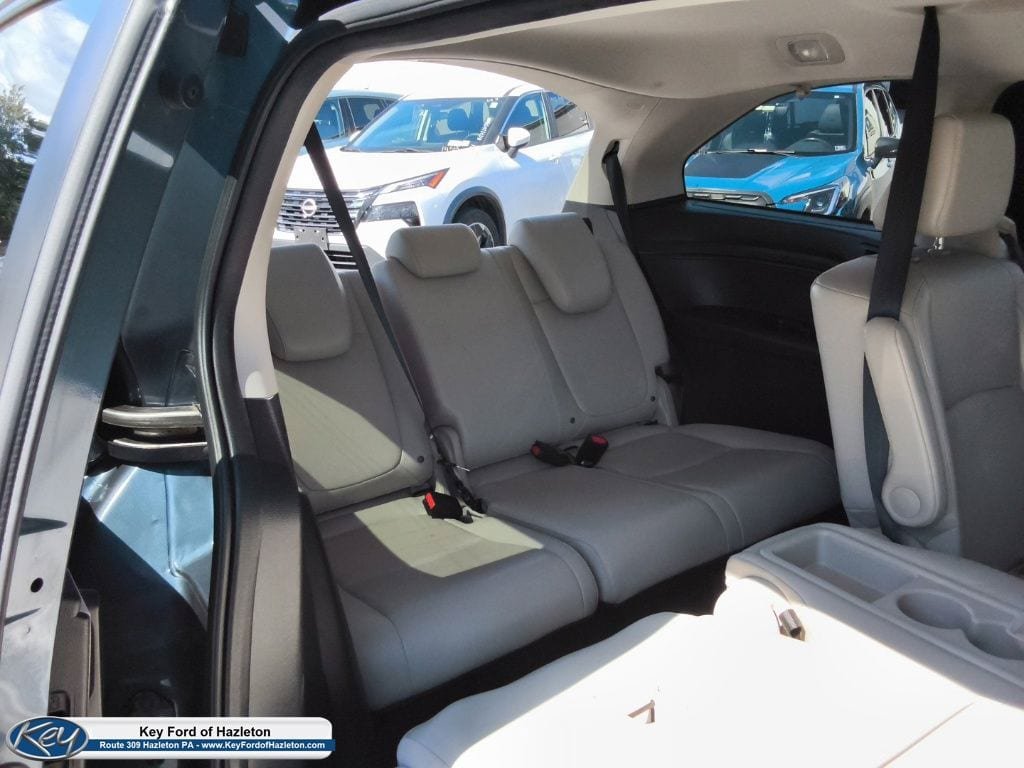 Used 2025 Honda Odyssey EX-L image 17