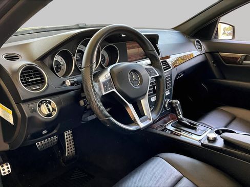 Used 2014 Mercedes-Benz C 250 Sedan image 15