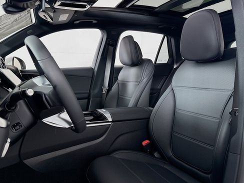 New 2026 Mercedes-Benz GLC 300 4MATIC image 16